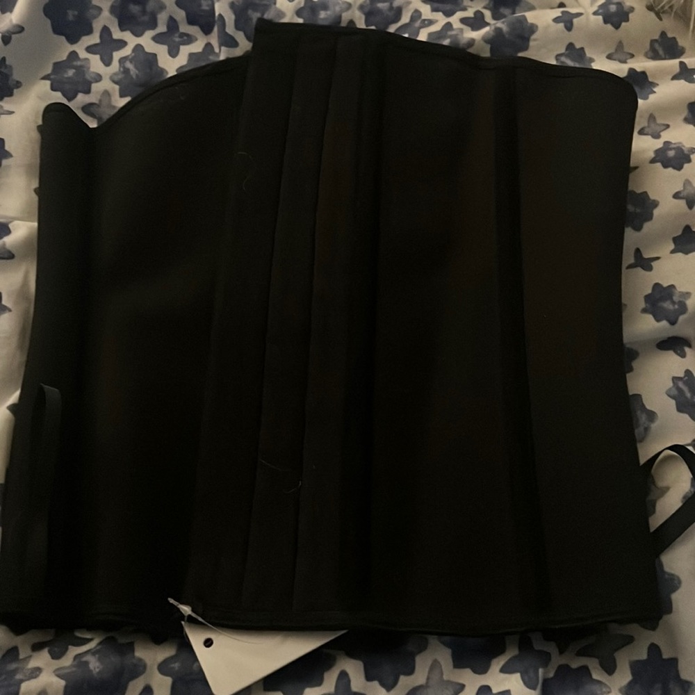 NWT  Waist Trainer